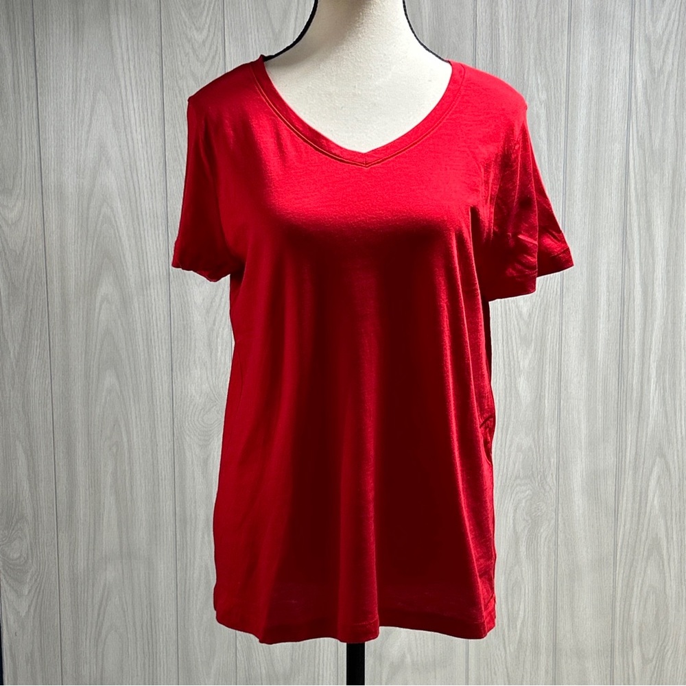 Time And Tru Red Short Sleeve Shirt Size Medium (8-10)